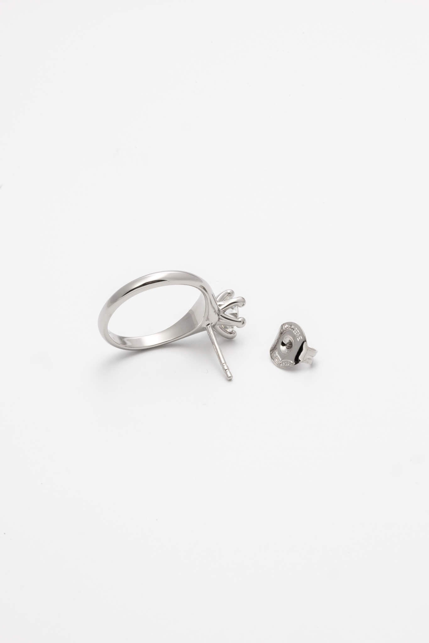 B213_(Ear) Ring_L_02