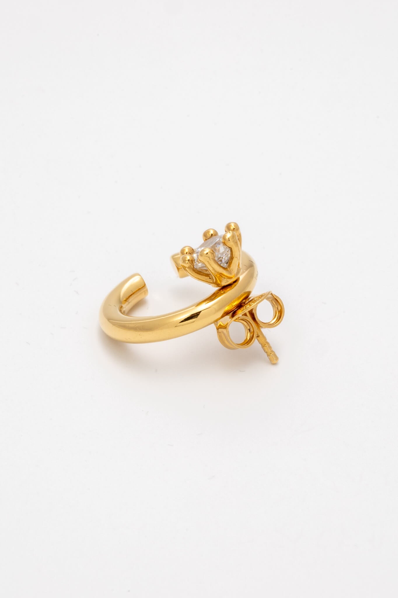 B213_Solitaire Pierced Ear Cuff - Gold_L_03